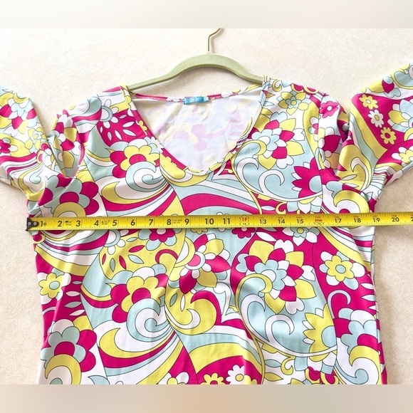 J McLaughlin Womens Catalina Cloth Top Size M Mod Floral Colorful Stretch Retro - Picture 7 of 9